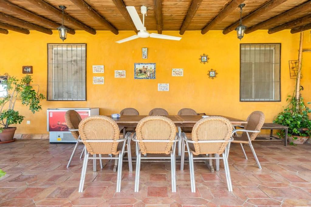 Casa Rural Navalonguilla Con Piscina 圣奥拉利亚德尔卡拉 外观 照片
